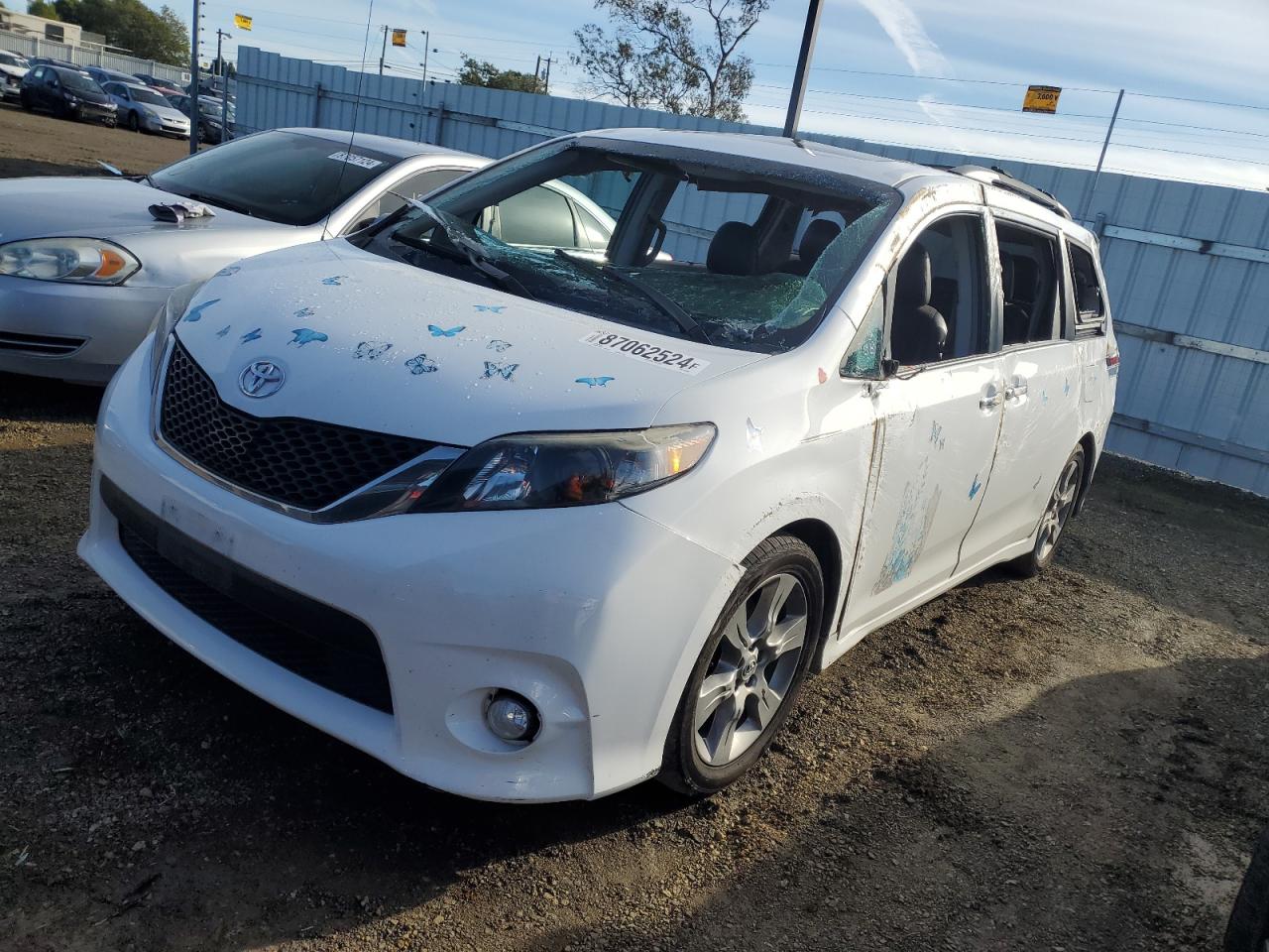 VIN 5TDXK3DC6DS297809 2013 TOYOTA SIENNA no.1