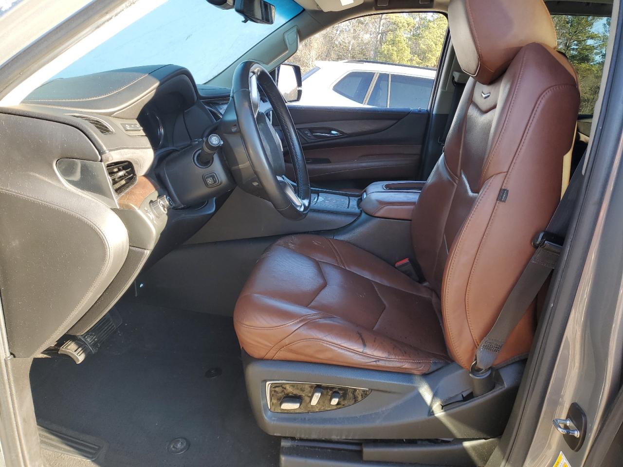 2018 Cadillac Escalade - Image 7