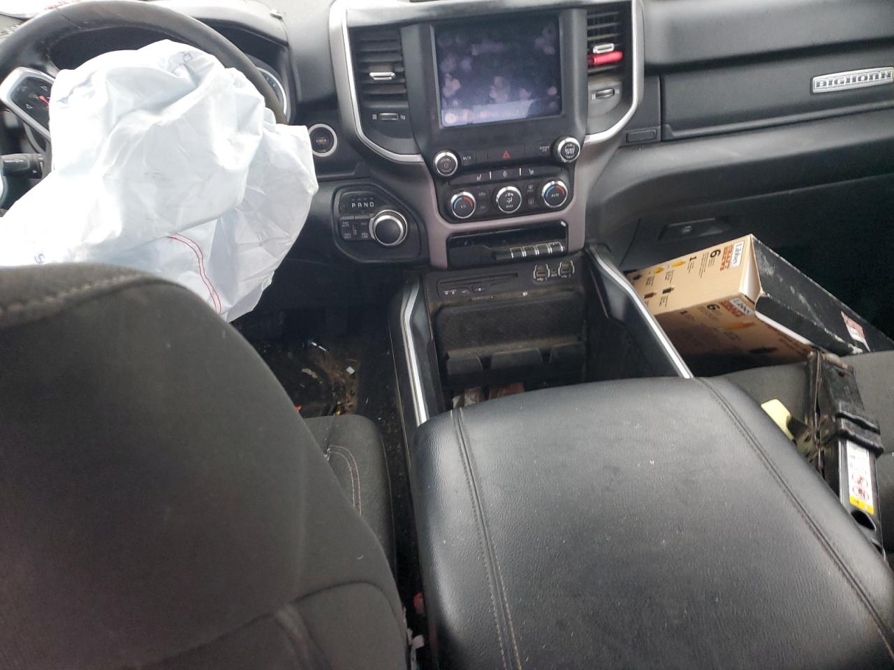 2019 RAM 1500 - Image 8