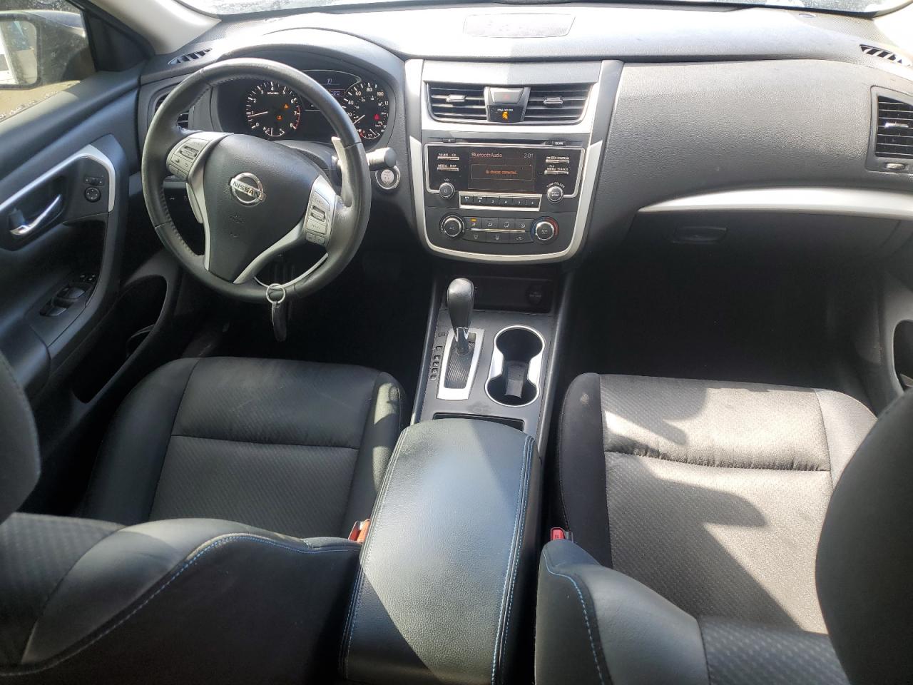 2017 Nissan Altima - Image 8