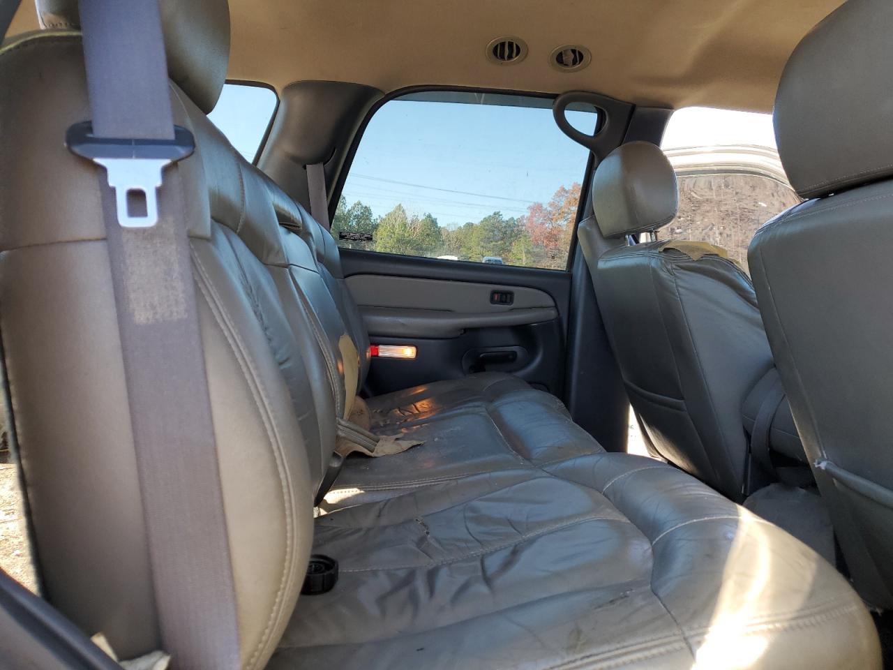 2000 Chevrolet Tahoe - Image 11