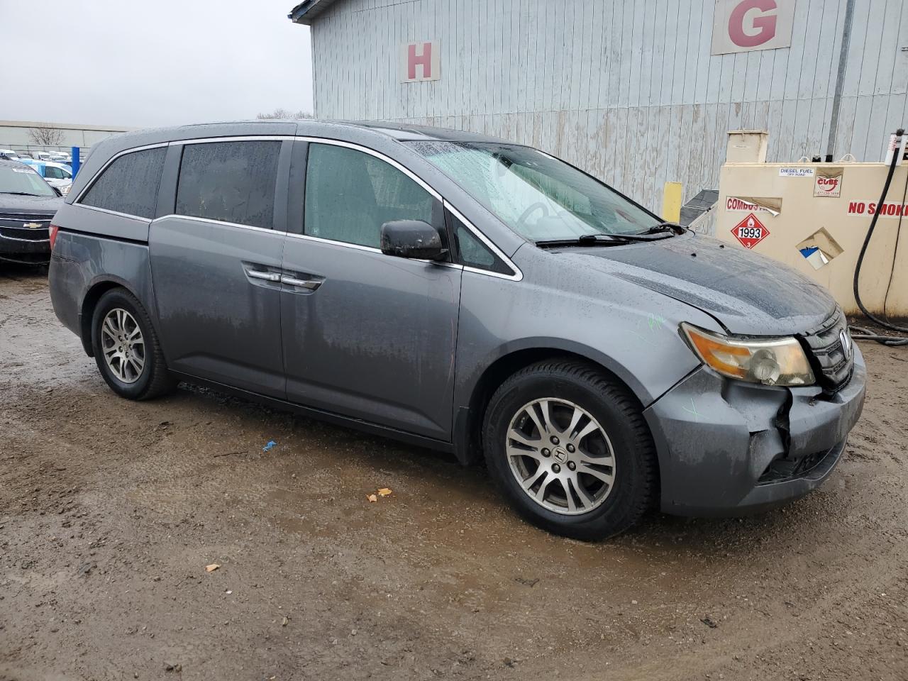 2011 Honda Odyssey - Image 4