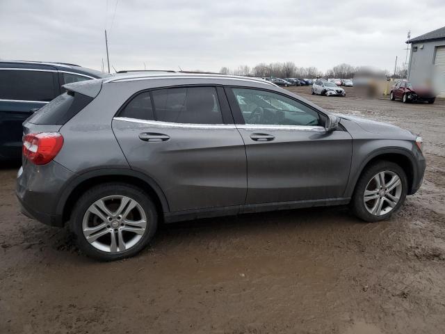 Parquets MERCEDES-BENZ GLA-CLASS 2017 Szary