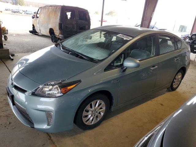 2015 Toyota Prius Plug-In 