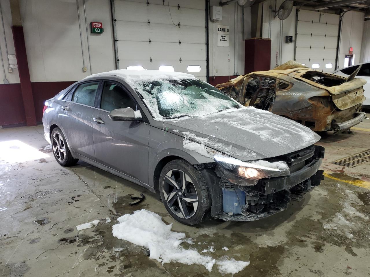 2021 Hyundai Elantra - Image 4