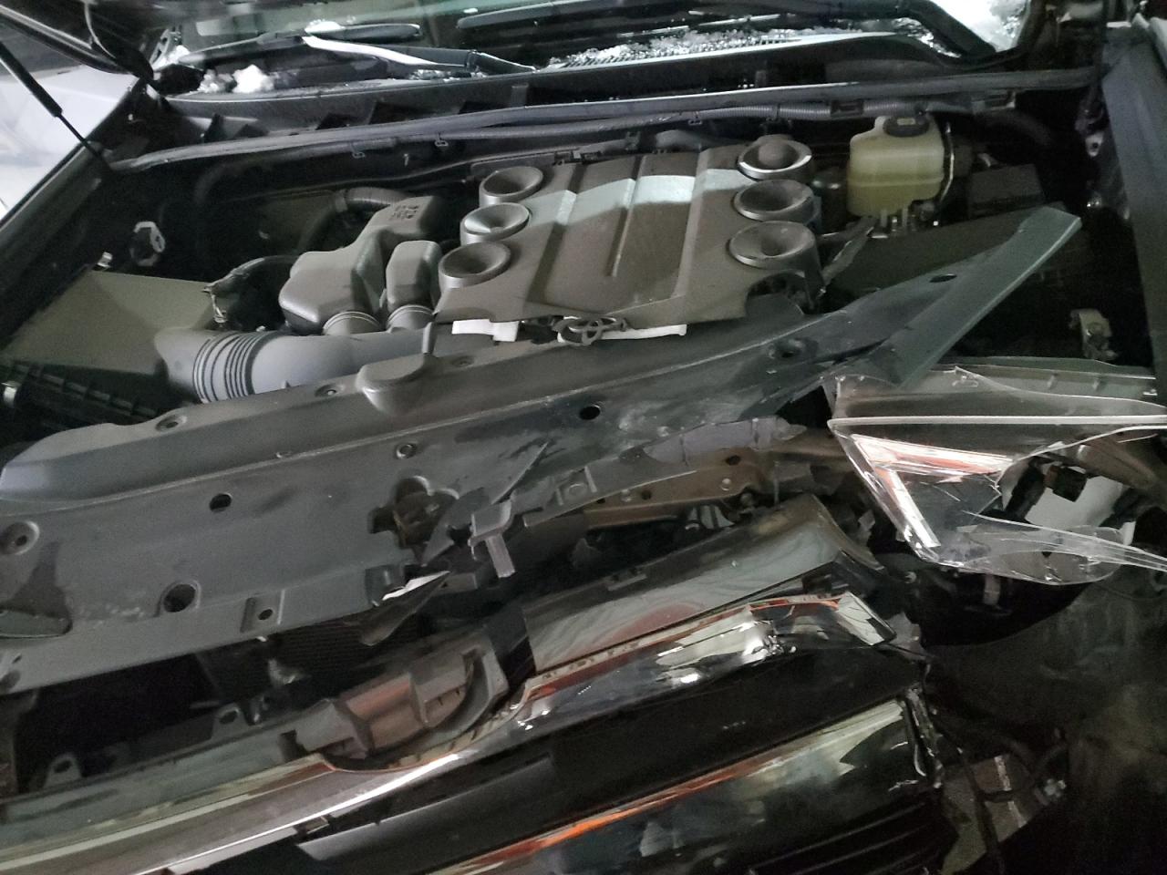 2021 Toyota 4Runner - Image 13