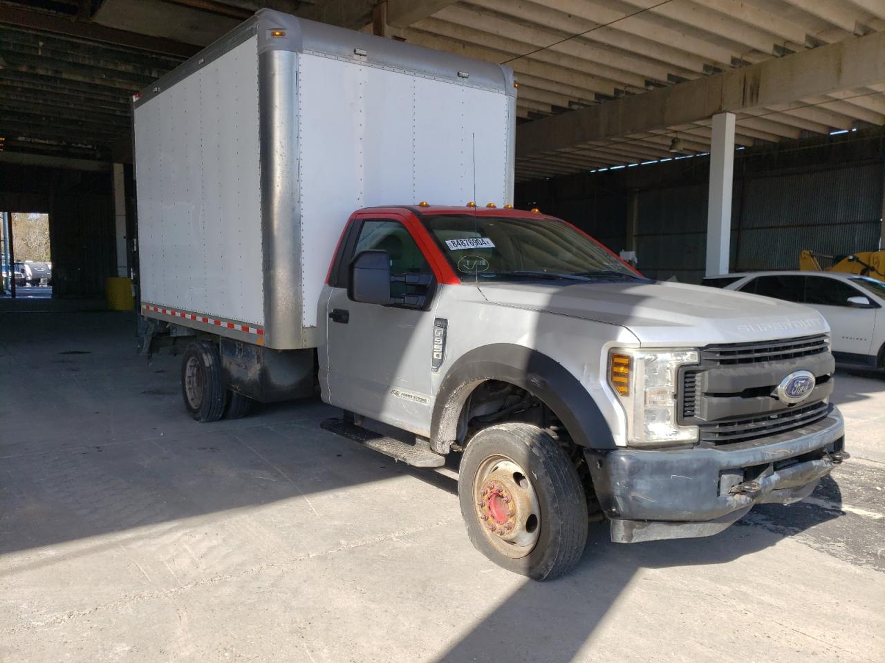 VIN 1FDUF5GTXKEC11530 2019 FORD F550 no.4