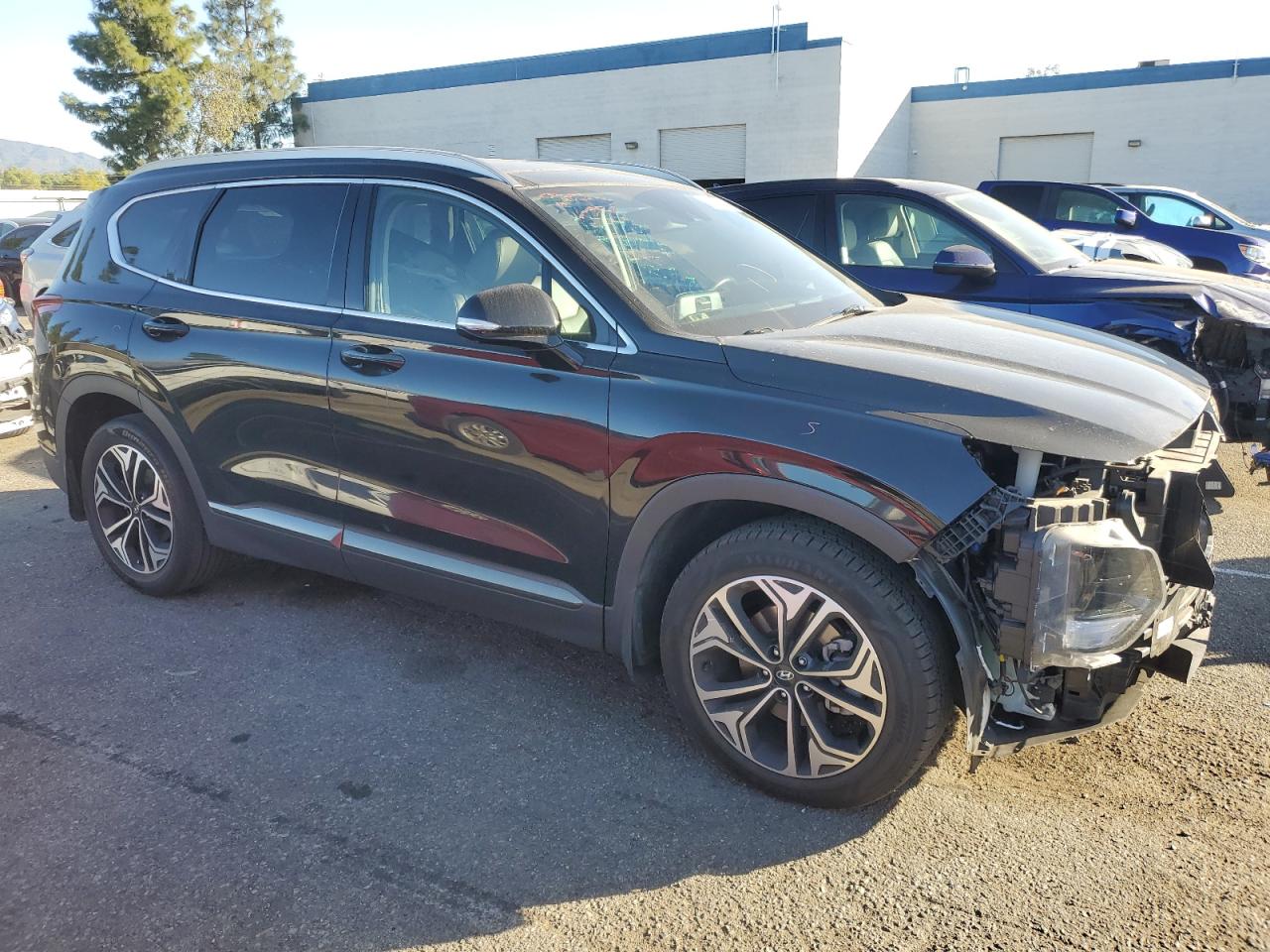 VIN 5NMS53AA1KH110321 2019 HYUNDAI SANTA FE no.4