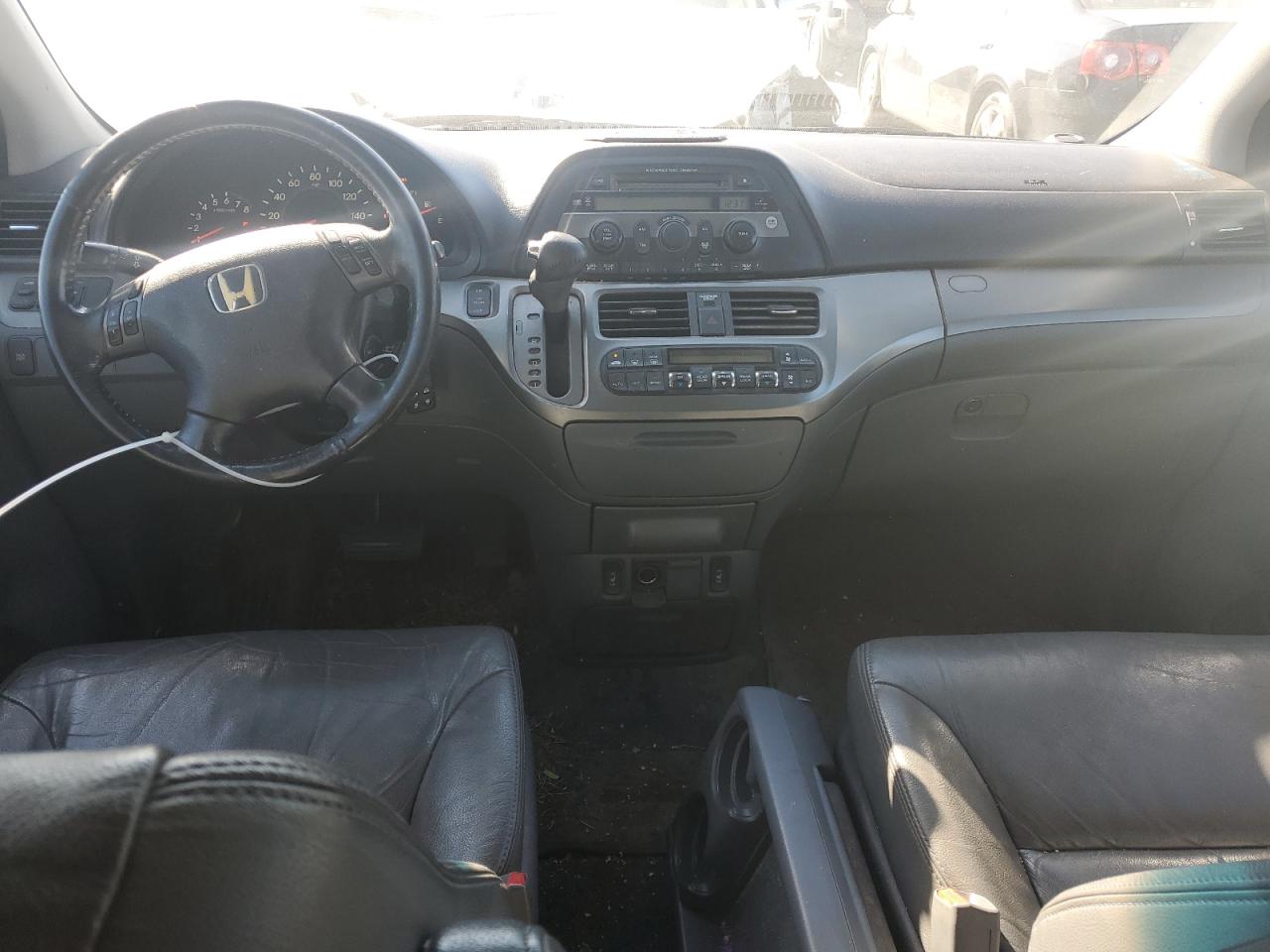 2007 Honda Odyssey - Image 8