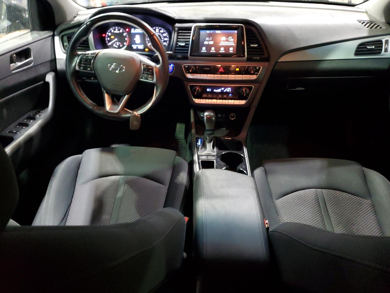 2018 Hyundai Sonata Sport VIN: 5NPE34AF7JH713117 Lot: 83311054