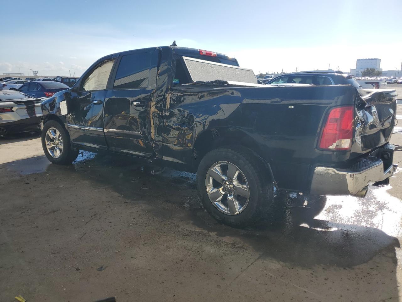 2015 RAM 1500 - Image 2