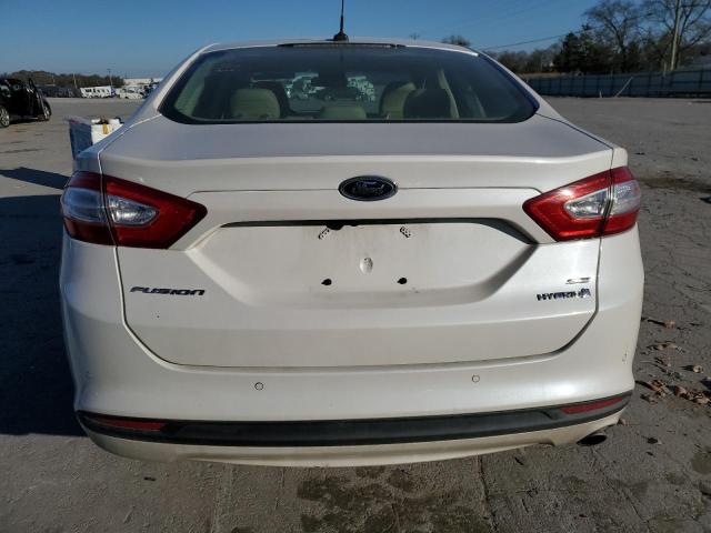 Sedans FORD FUSION 2013 Biały