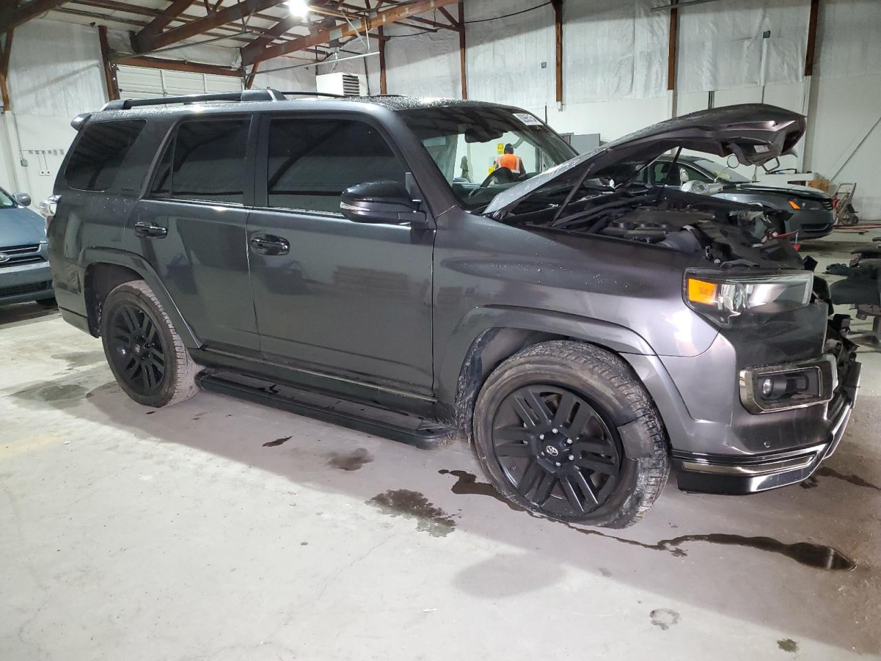 2021 Toyota 4Runner - Image 4