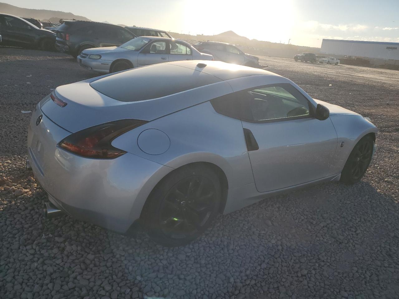 2015 Nissan 370Z - Image 3