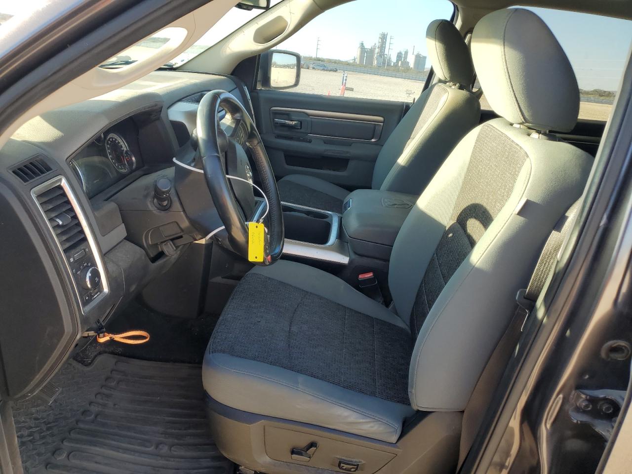 2018 RAM 1500 - Image 7