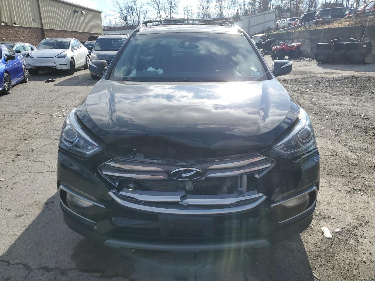 VIN 5NMZUDLB7JH104017 2018 HYUNDAI SANTA FE no.5