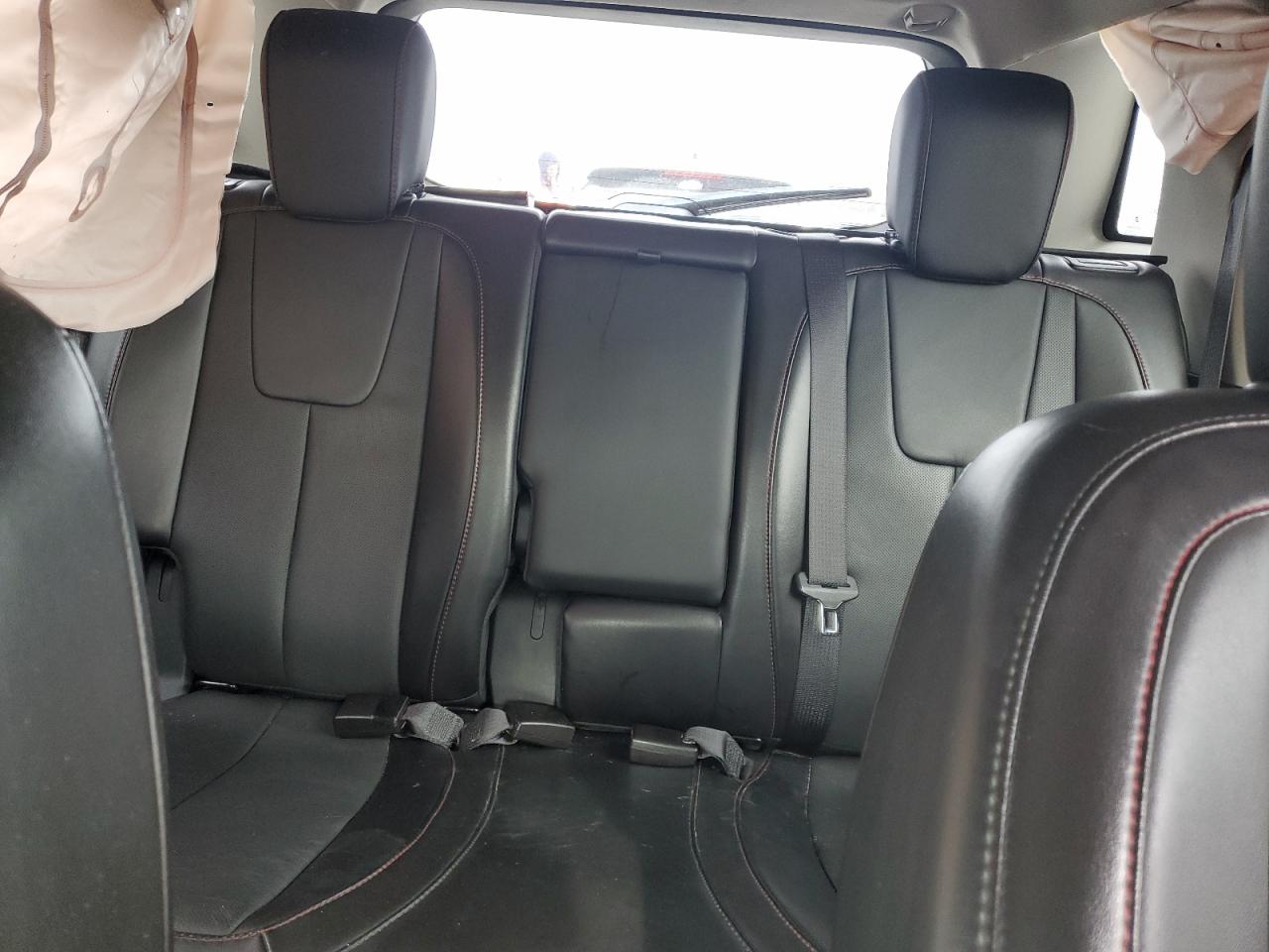 2016 GMC Terrain - Image 10