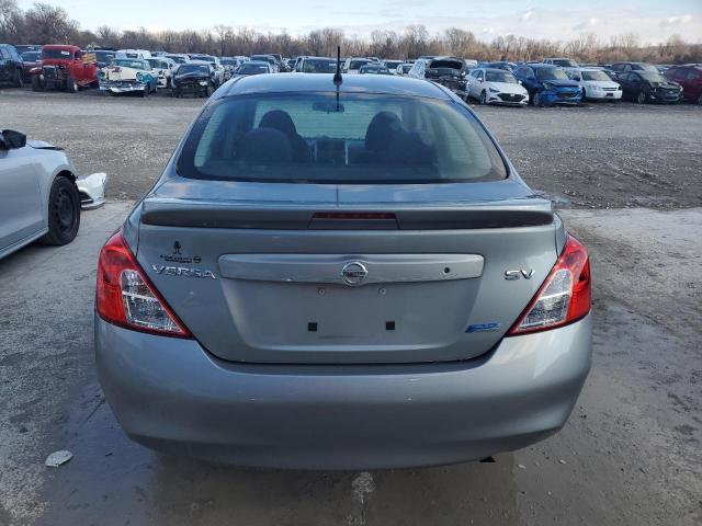  NISSAN VERSA 2013 Silver