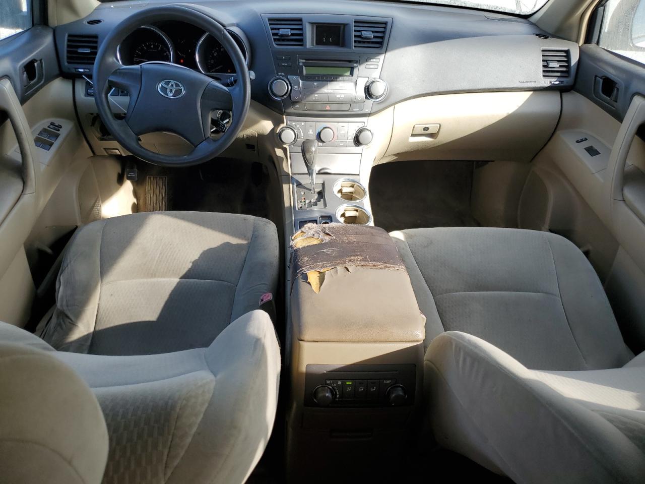 2010 Toyota Highlander - Image 8