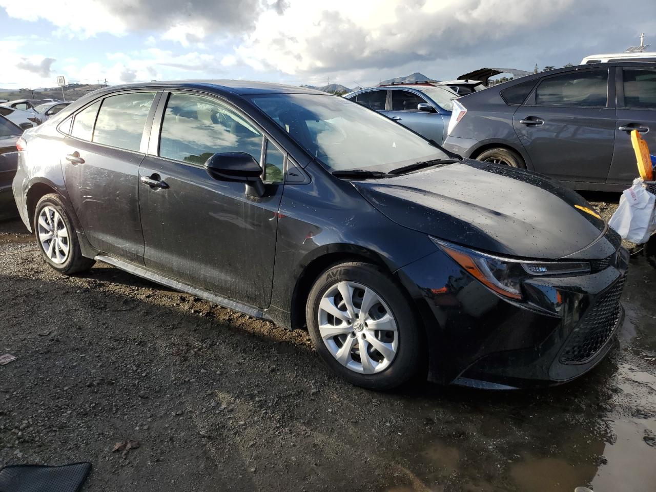 2022 Toyota Corolla - Image 4