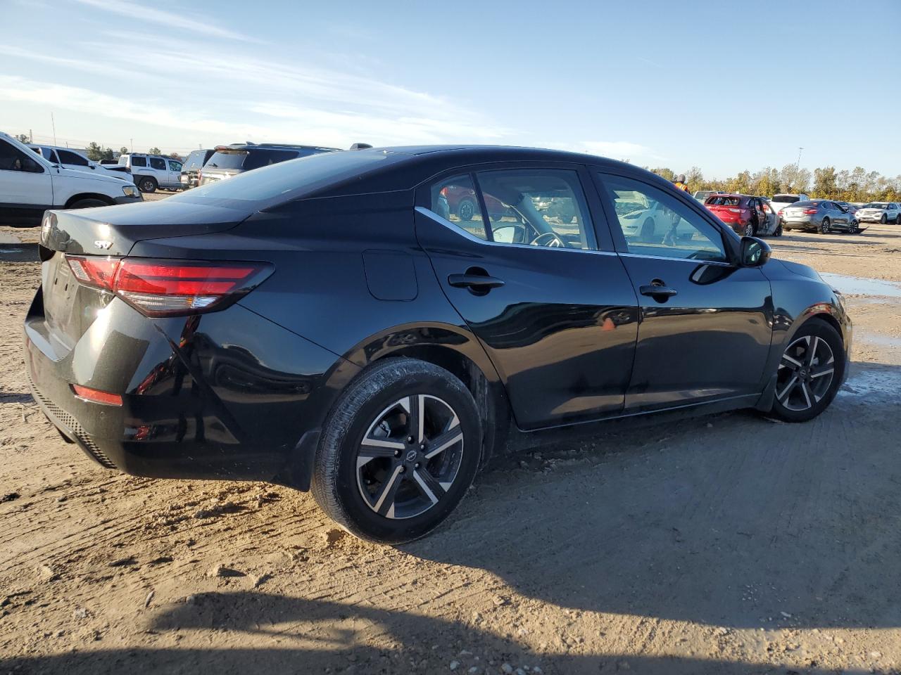 2024 Nissan Sentra - Image 3