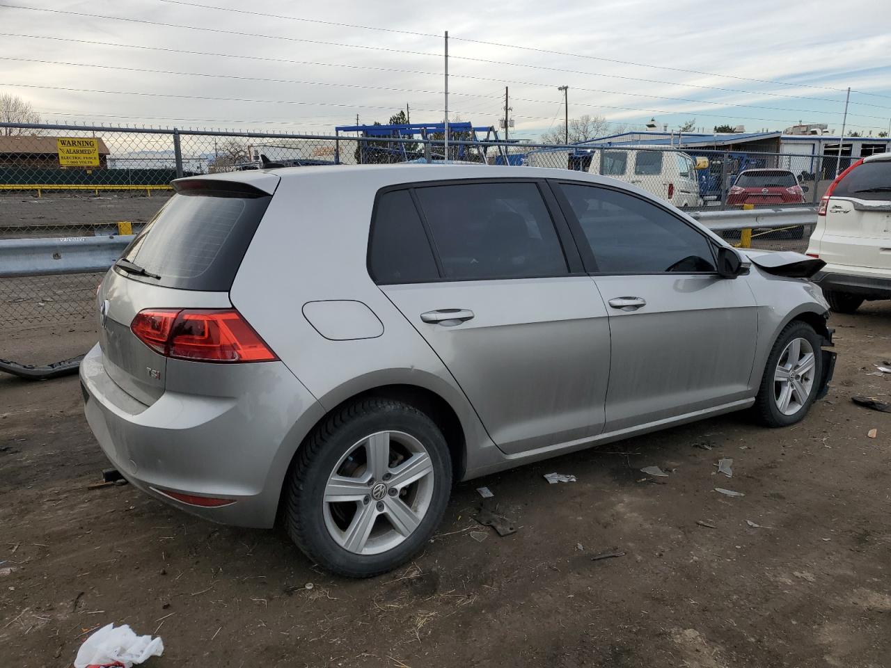 VIN 3VW117AU0HM027541 2017 VOLKSWAGEN GOLF no.3