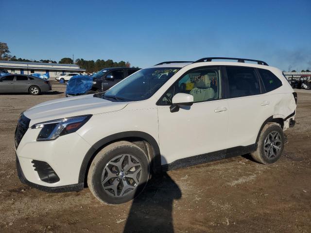  SUBARU FORESTER 2022 Белы