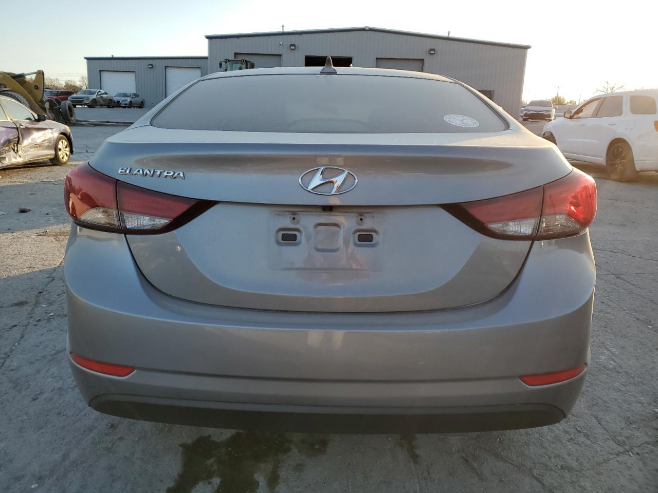 2015 Hyundai Elantra - Image 6