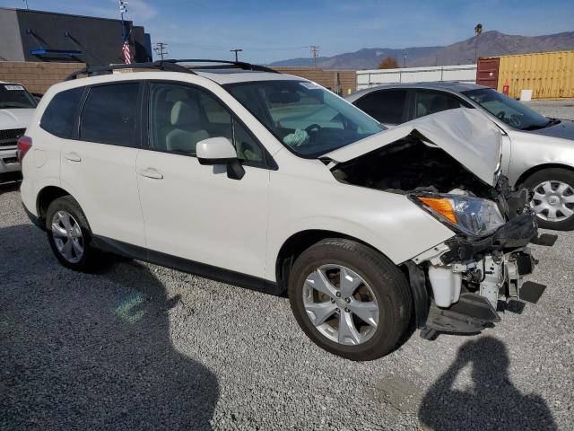  SUBARU FORESTER 2016 Белый