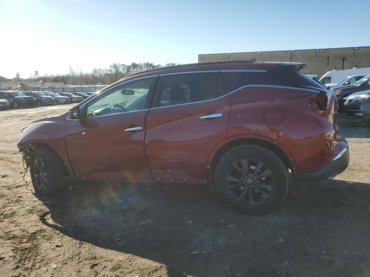 2018 Nissan Murano - Image 2