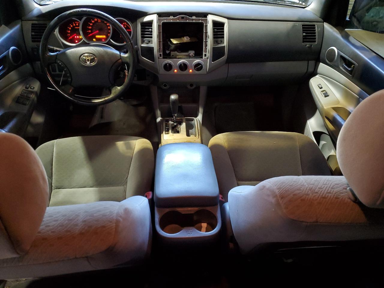 2006 Toyota Tacoma - Image 8