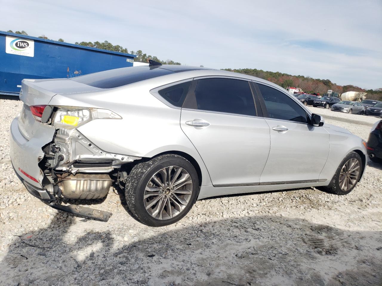 2016 Hyundai Genesis - Image 3