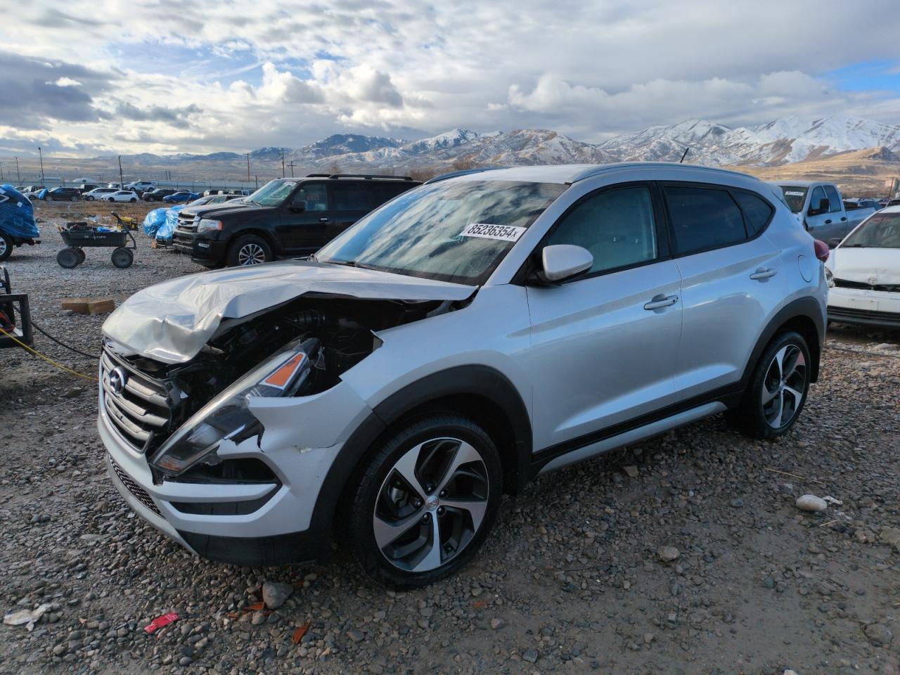 VIN KM8J3CA25HU295044 2017 HYUNDAI TUCSON no.1