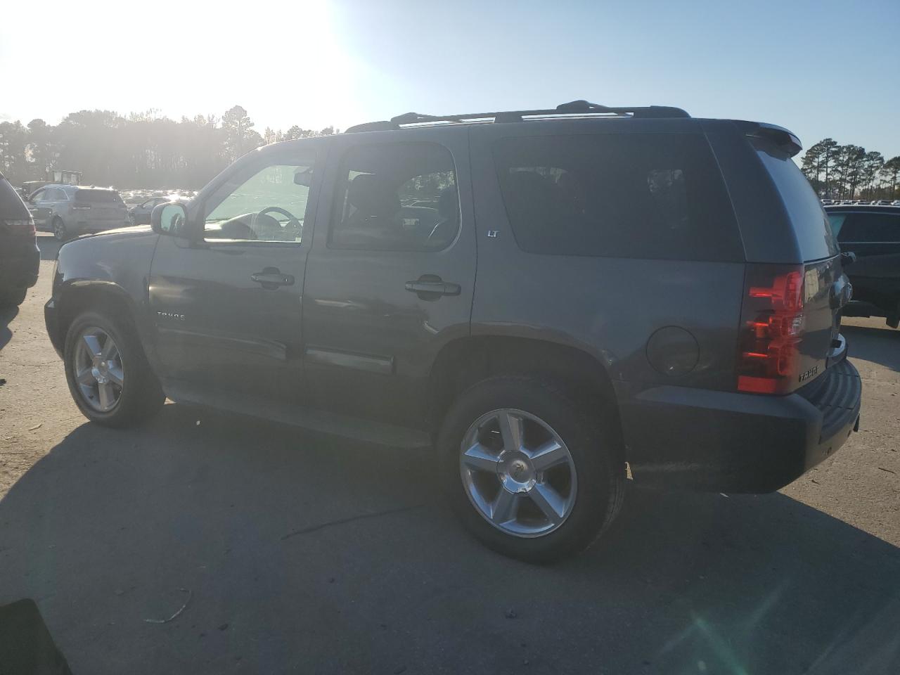 2011 Chevrolet Tahoe - Image 2