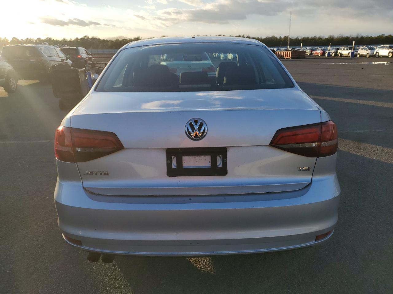 VIN 3VW267AJXGM307770 2016 VOLKSWAGEN JETTA no.6