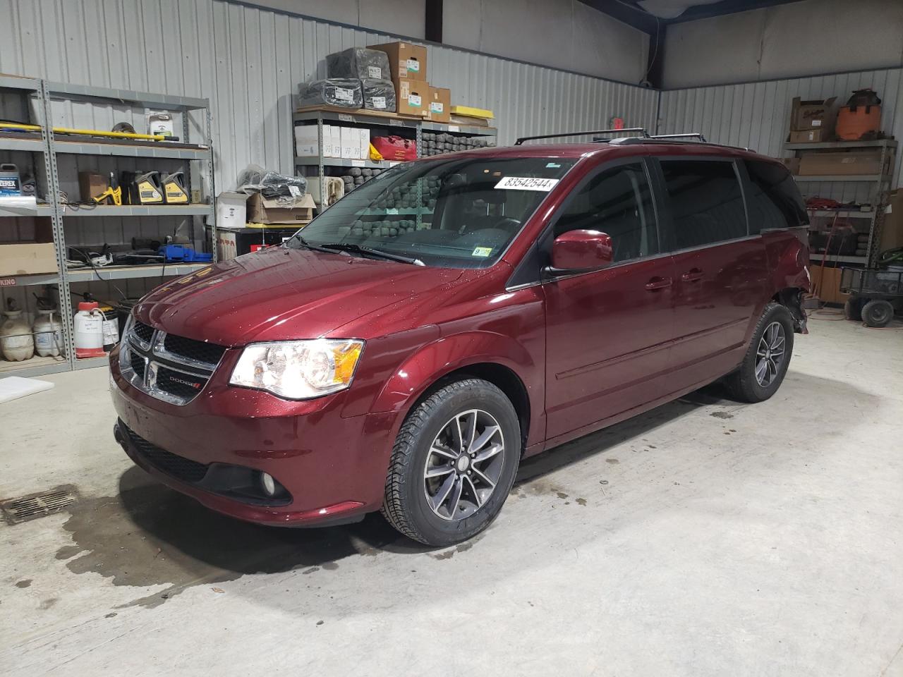 VIN 2C4RDGCG2HR773762 2017 DODGE CARAVAN no.1