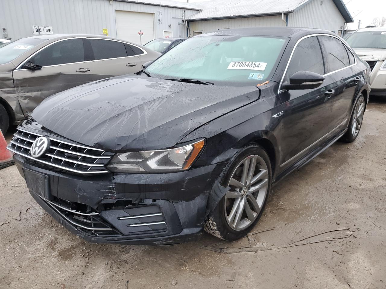 2017 Volkswagen Passat - Image 1