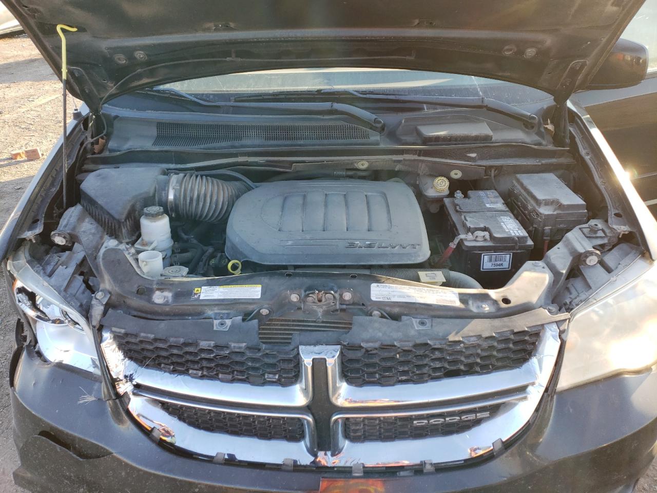 2011 Dodge Caravan - Image 12
