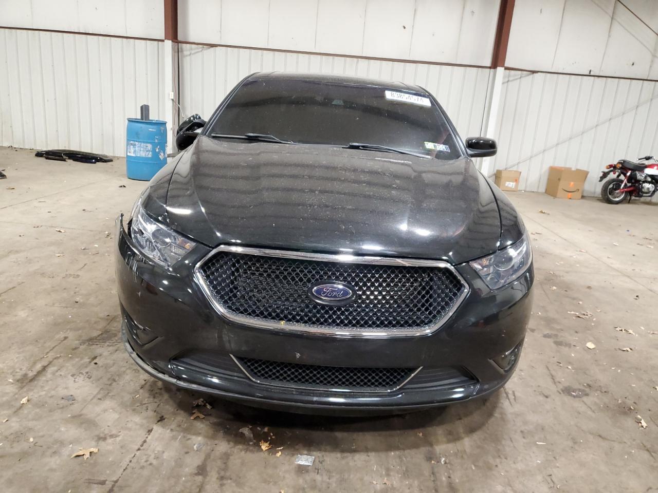 2015 Ford Taurus - Image 5