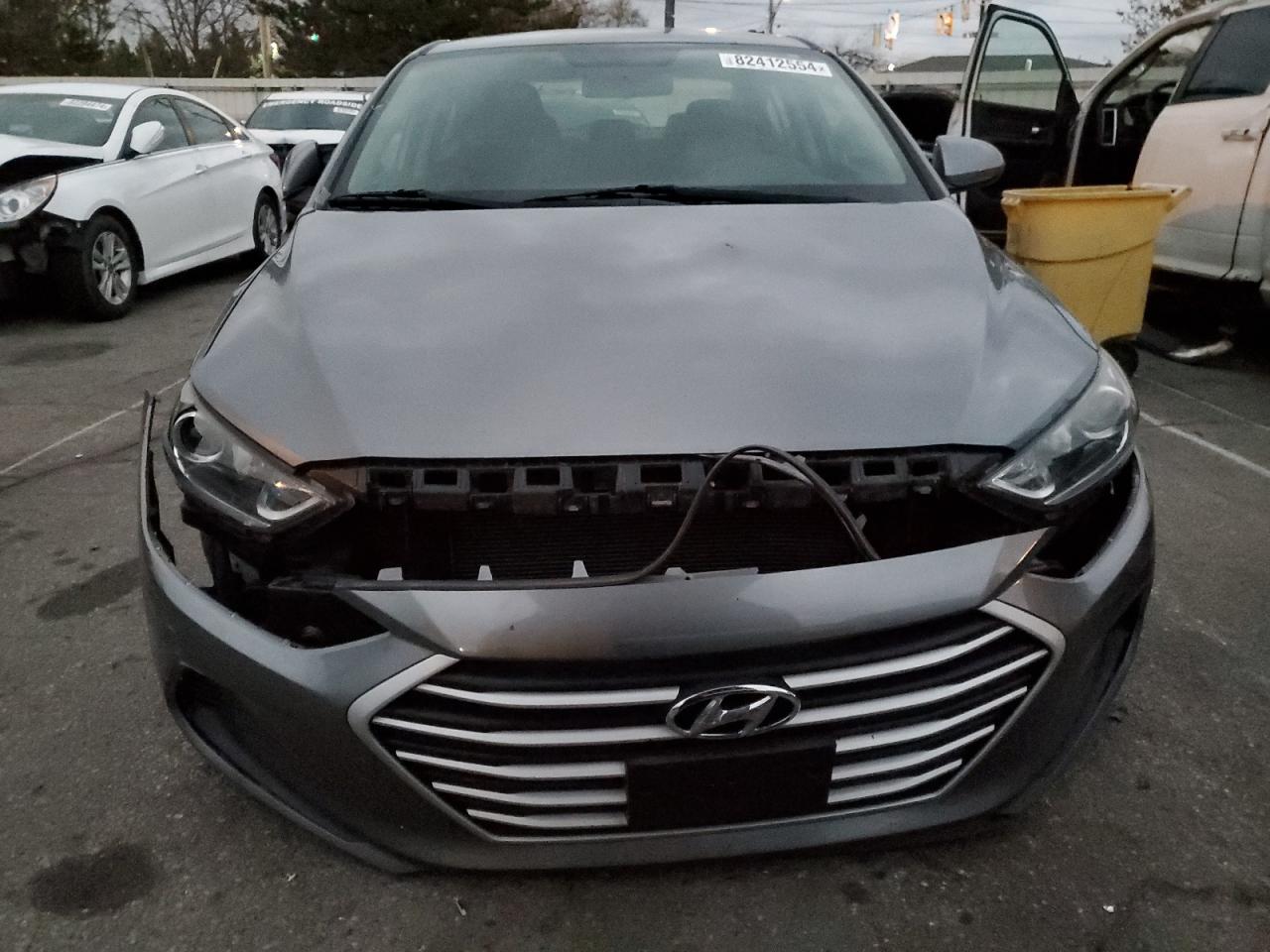 VIN KMHD84LF3JU576401 2018 HYUNDAI ELANTRA no.5