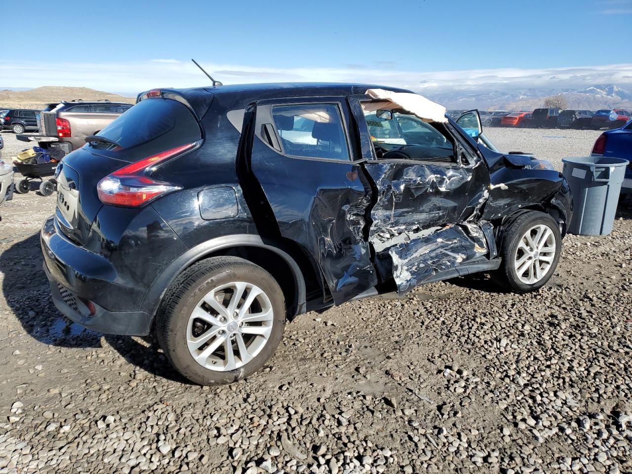 2016 Nissan Juke - Image 3