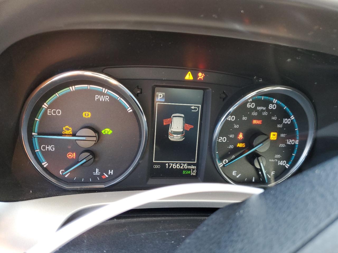 2017 Toyota RAV 4 - Image 9