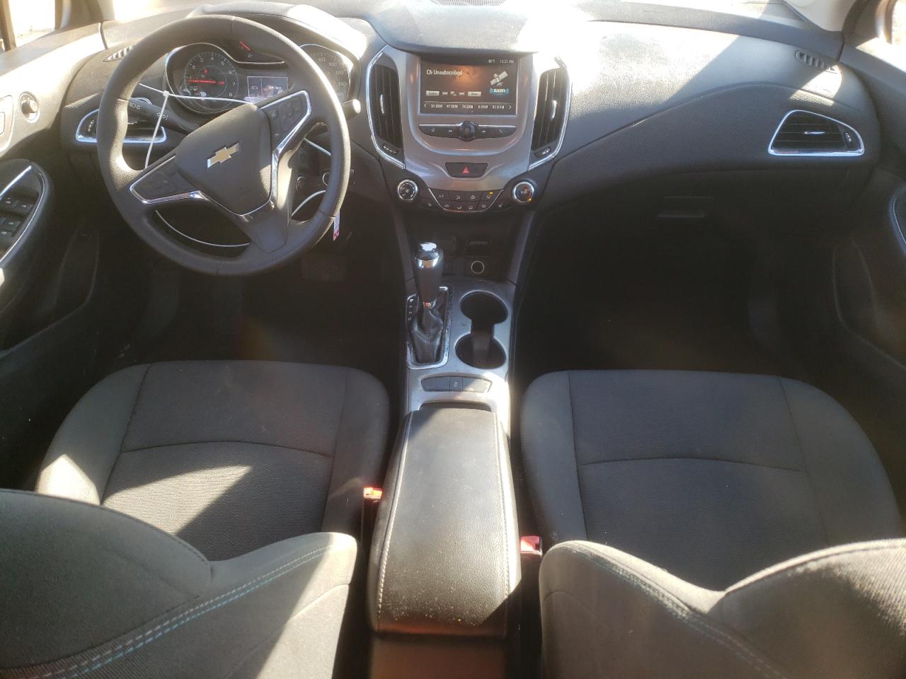2018 Chevrolet Cruze Lt VIN: 1G1BE5SM1J7115988 Lot: 83592364