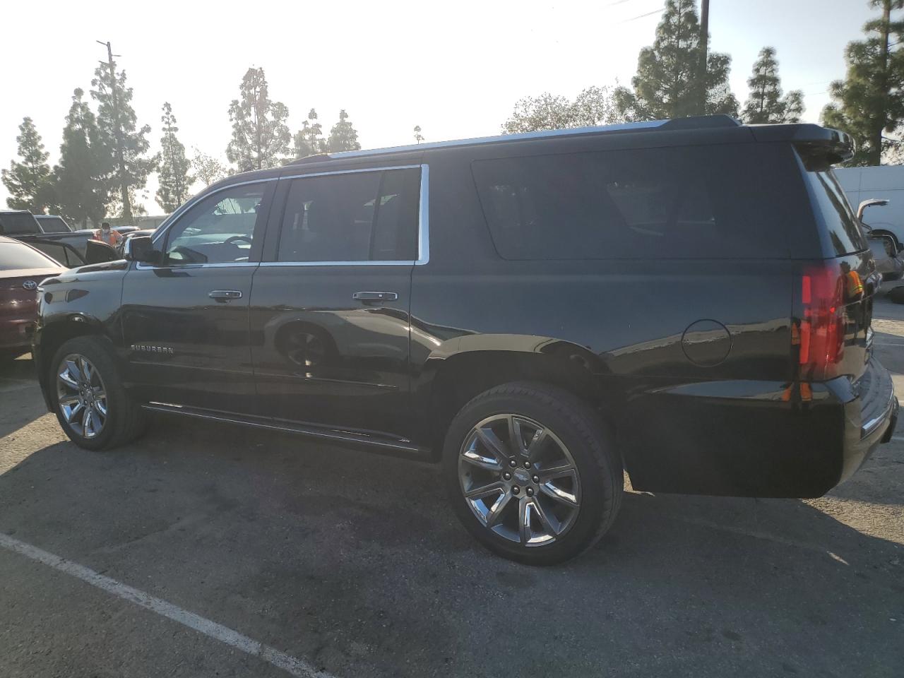 2020 Chevrolet Suburban - Image 2