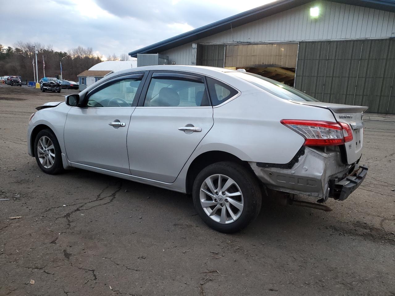 2015 Nissan Sentra - Image 2