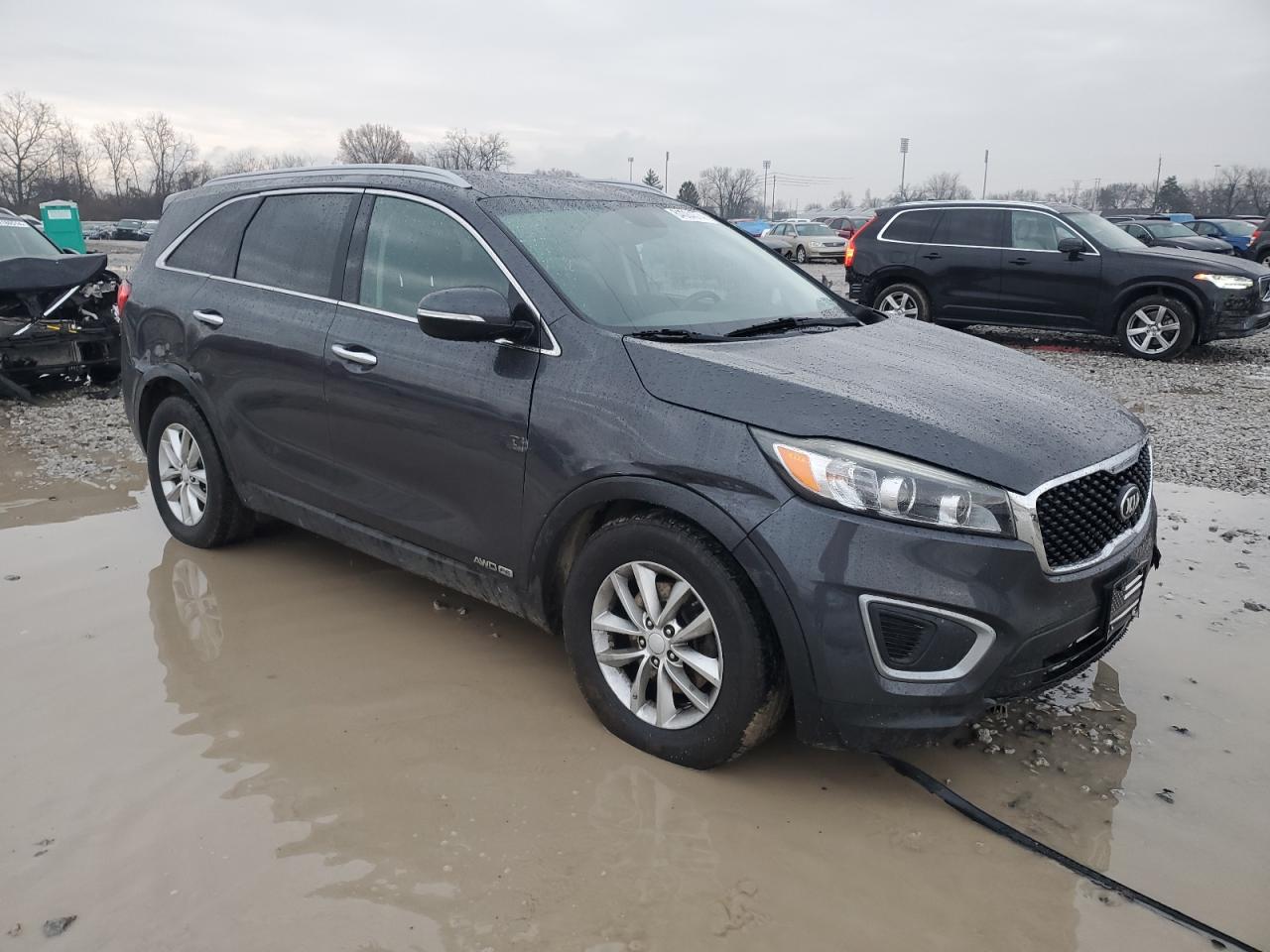 VIN 5XYPGDA51GG135133 2016 KIA SORENTO no.4