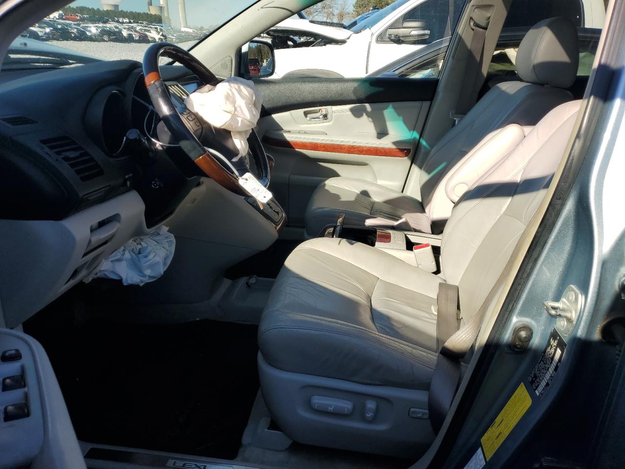 2004 Lexus RX - Image 7