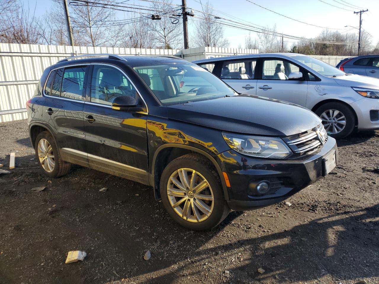 VIN WVGBV7AX9GW577370 2016 VOLKSWAGEN TIGUAN no.4