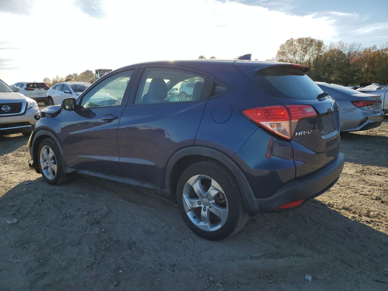 VIN 3CZRU5H33GM713581 2016 HONDA HR-V no.2