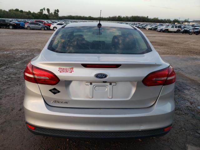  FORD FOCUS 2017 Silver